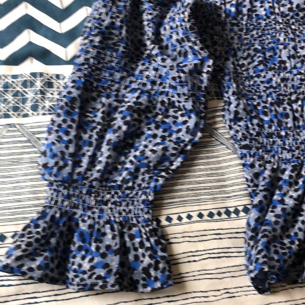Express Blouse - Picture 5 of 5